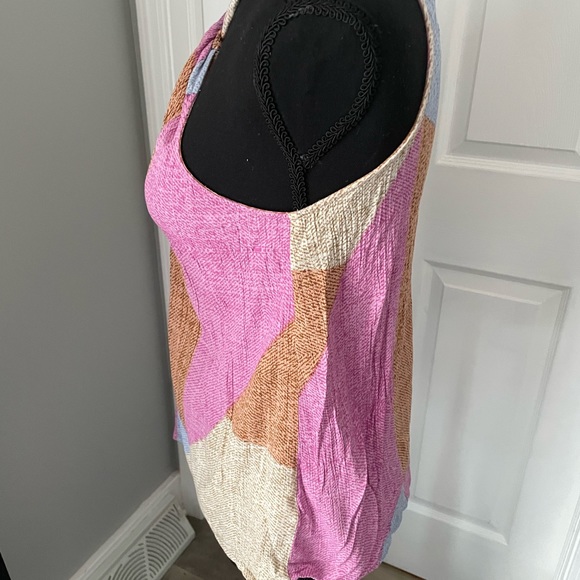 O’Neil pink, blue, brown criss cross sleveless top in small - Picture 3 of 5